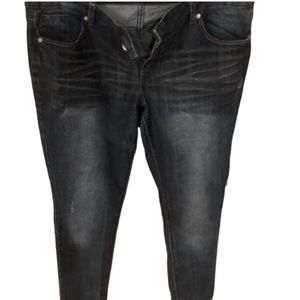 LEI Size 15 dark blue jeans stretch straight Skinny jeans like new